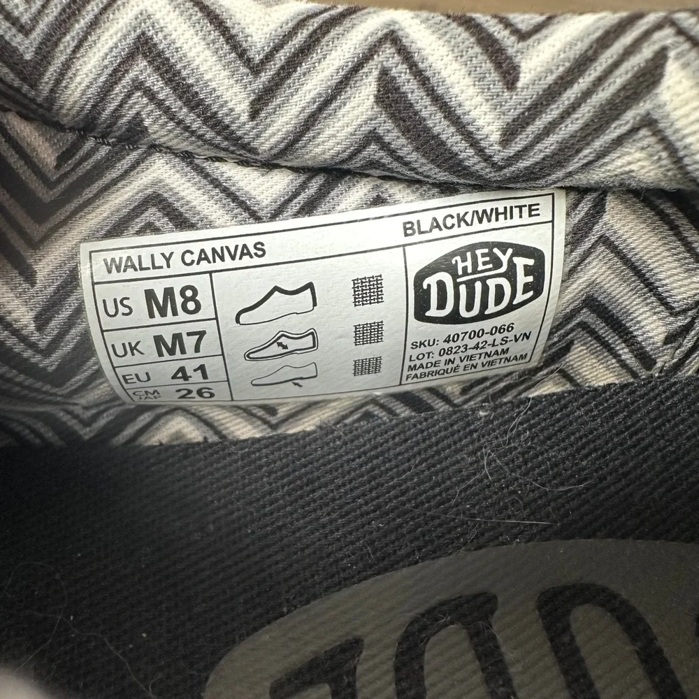 Hey Dude Shoes Mens 8 Black Wally Canvas Loafers Speckled Sole Casual Slip On